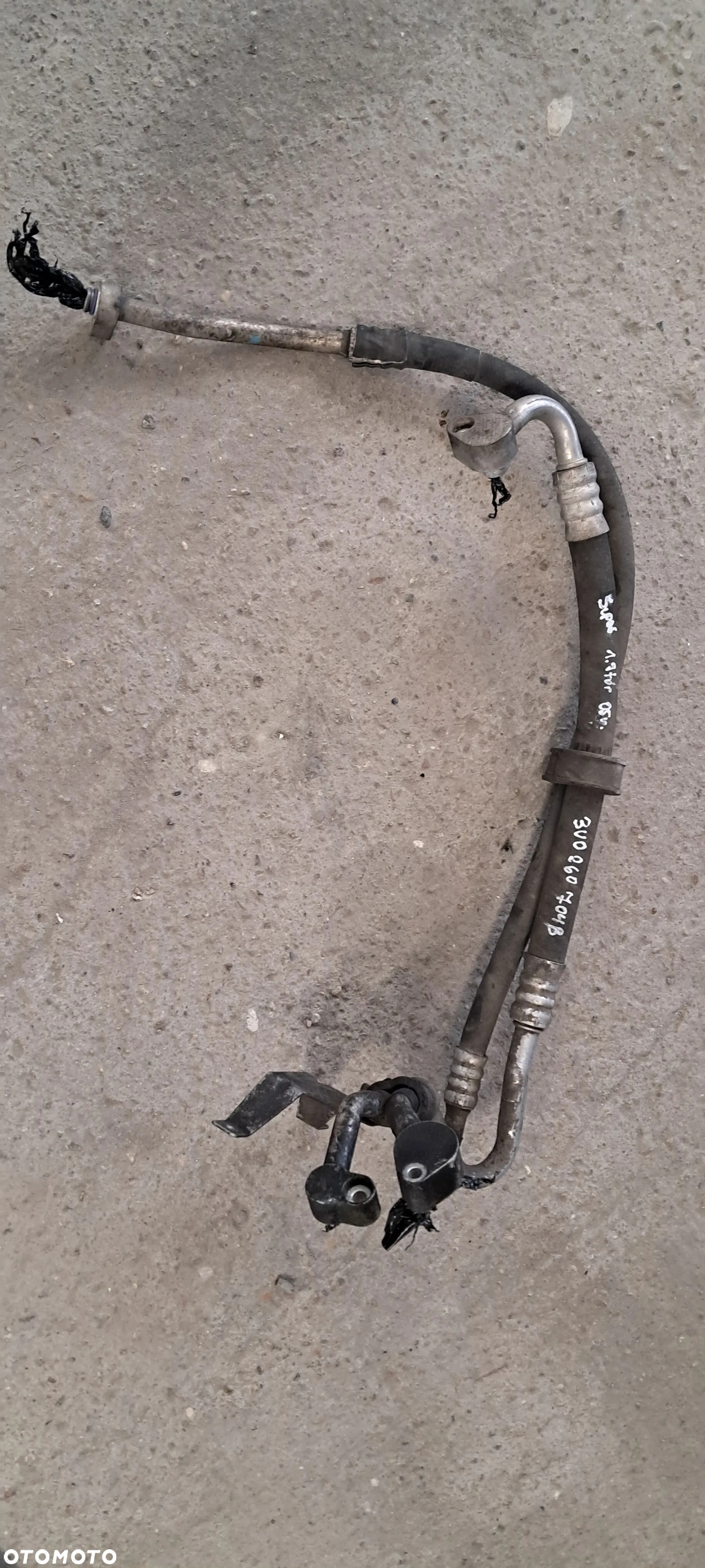 Przewody Węże Przewód Waż Klimatyzacji Skoda Superb I 3U0260704B - 5