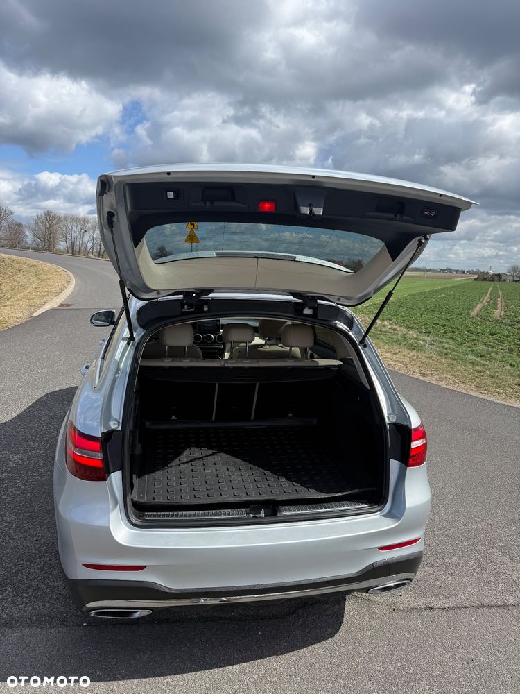 Mercedes-Benz GLC - 19