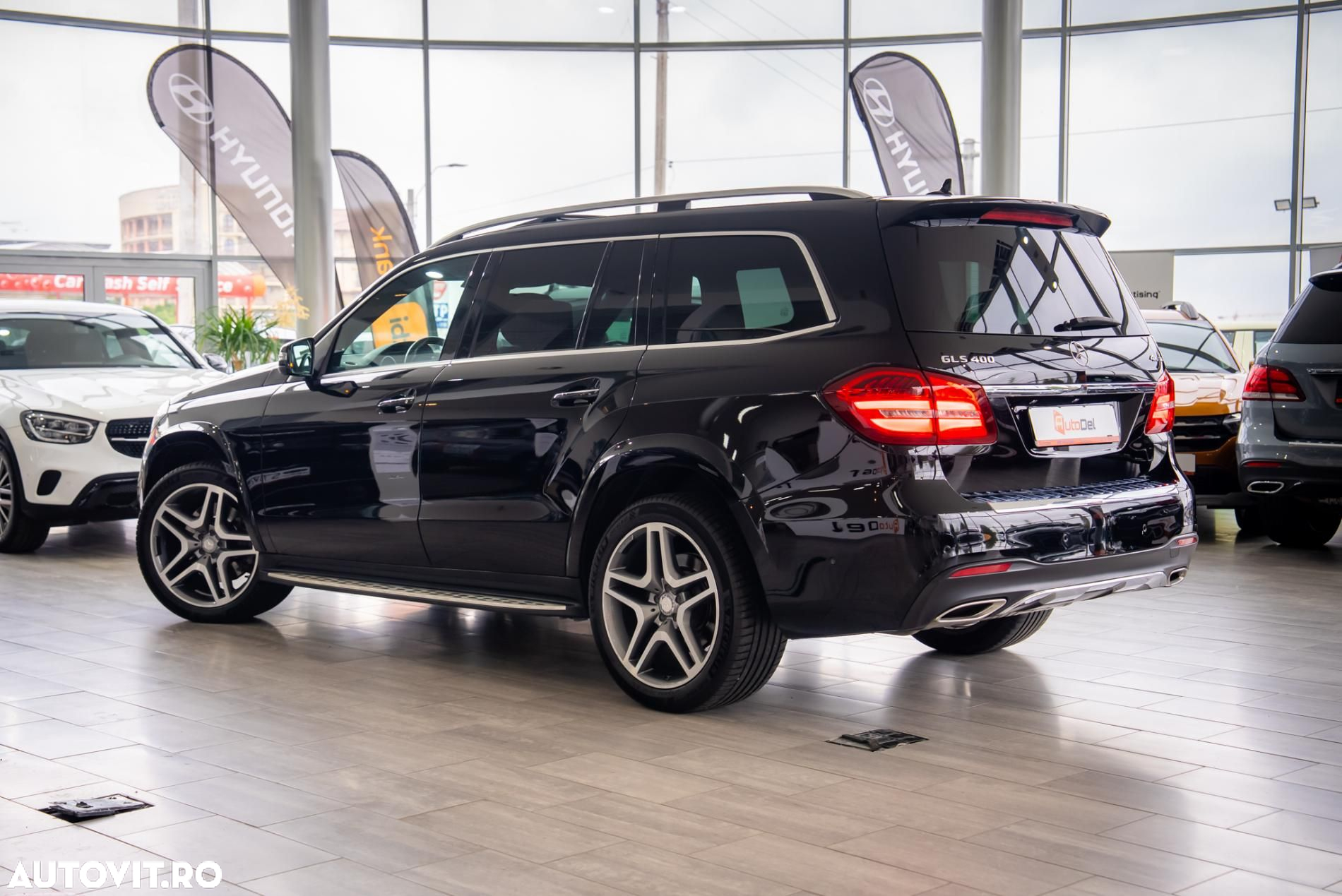 Mercedes-Benz GLS 400 4Matic 9G-TRONIC AMG Line - 3