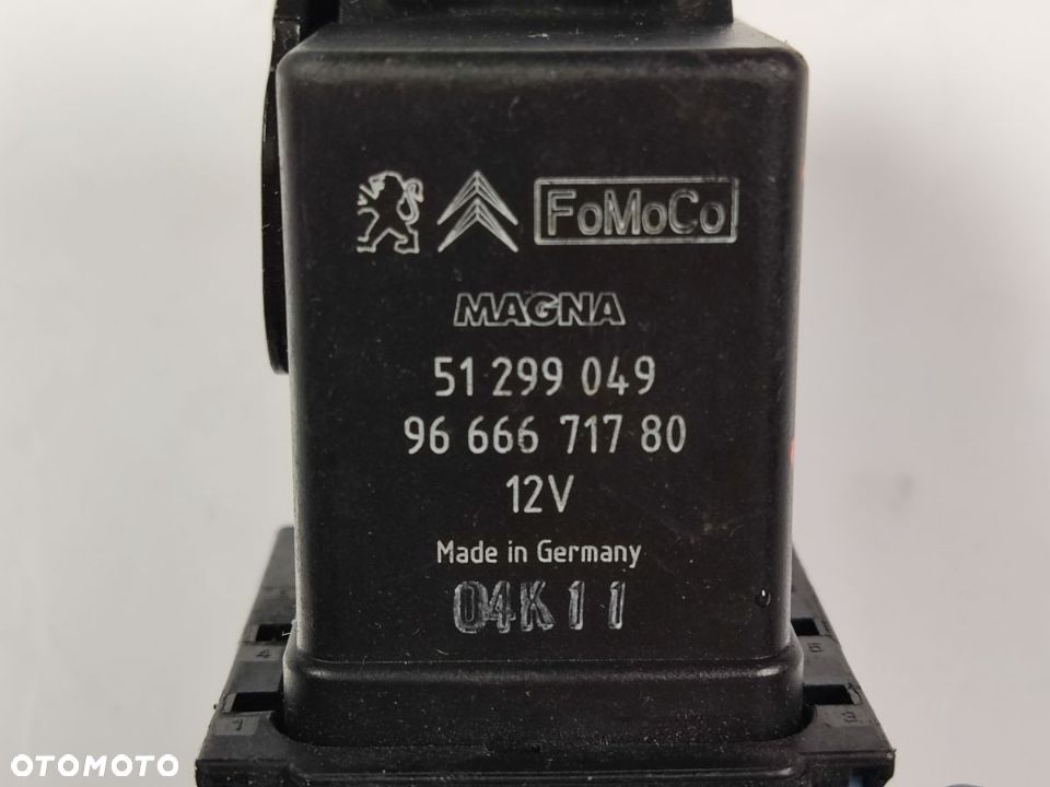 CITROEN PEUGEOT FORD Przekaźnik Świec Żarowych 51 299 049 - 5