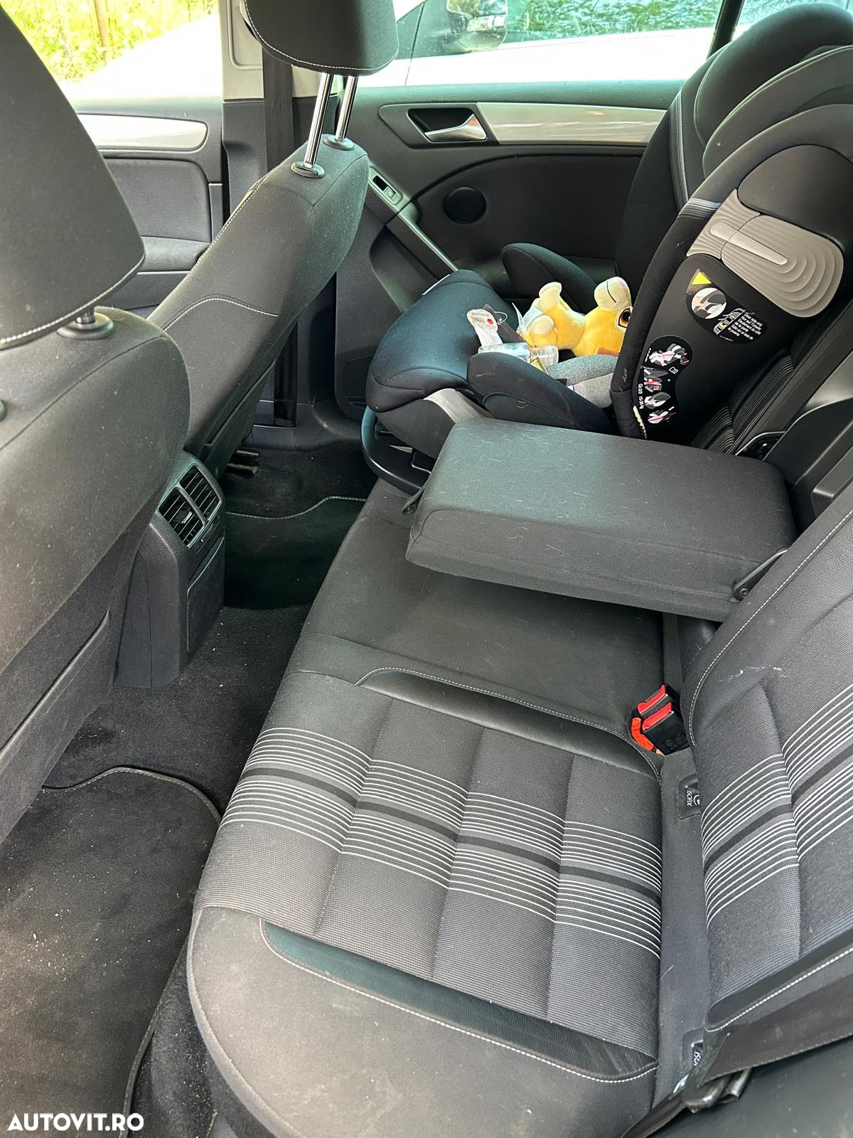 Volkswagen Golf - 4