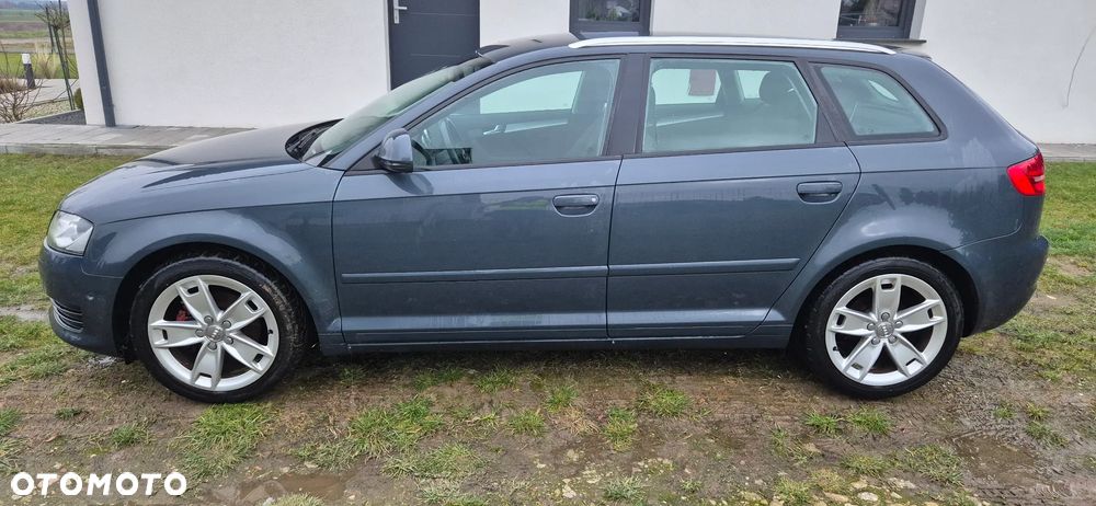 Audi A3 Sportback - 6