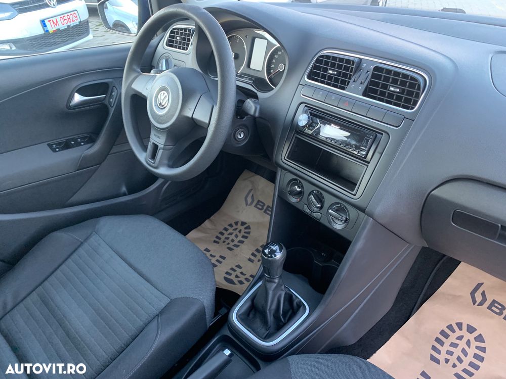 Volkswagen Polo 1.6 TDI Blue Motion Technology Comfortline - 6