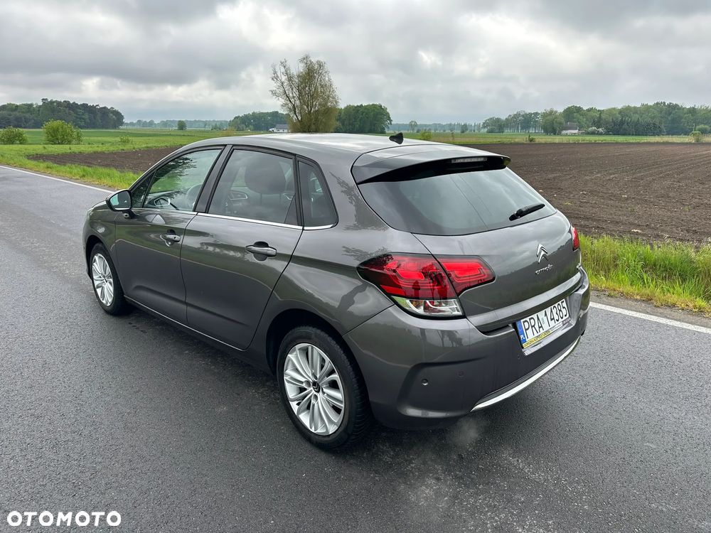 Citroën C4 PureTech 110 Selection - 6