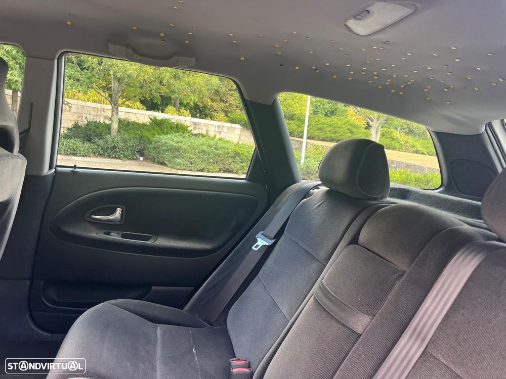 Volvo V40 1.6 Base - 5