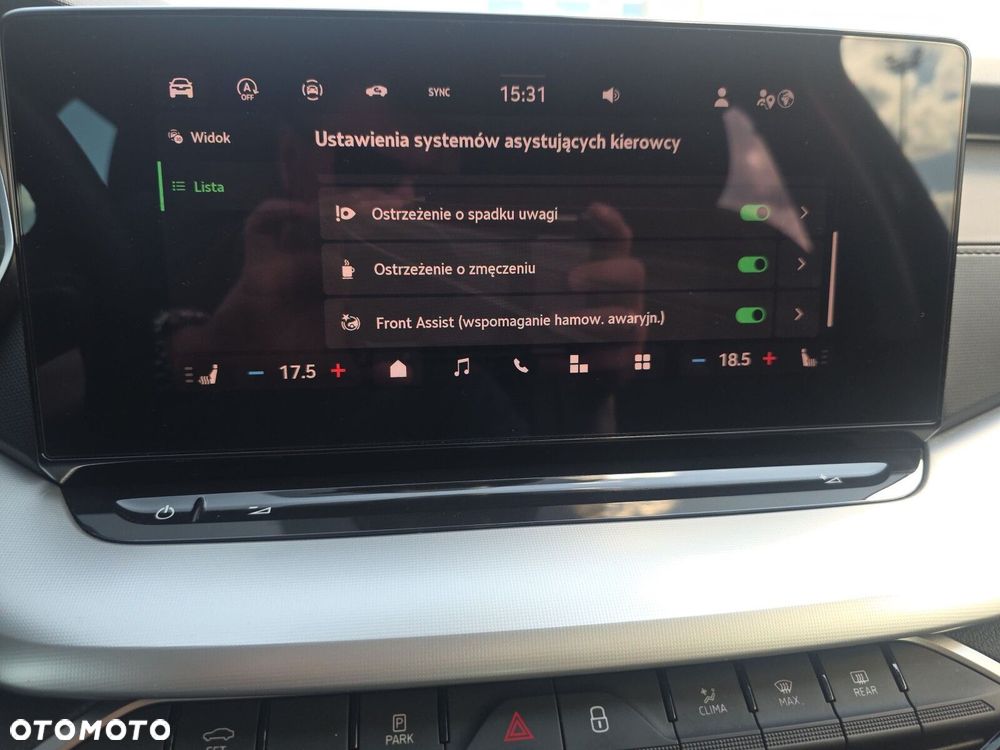 Skoda Octavia 1.5 TSI mHEV Drive Selection DSG - 29