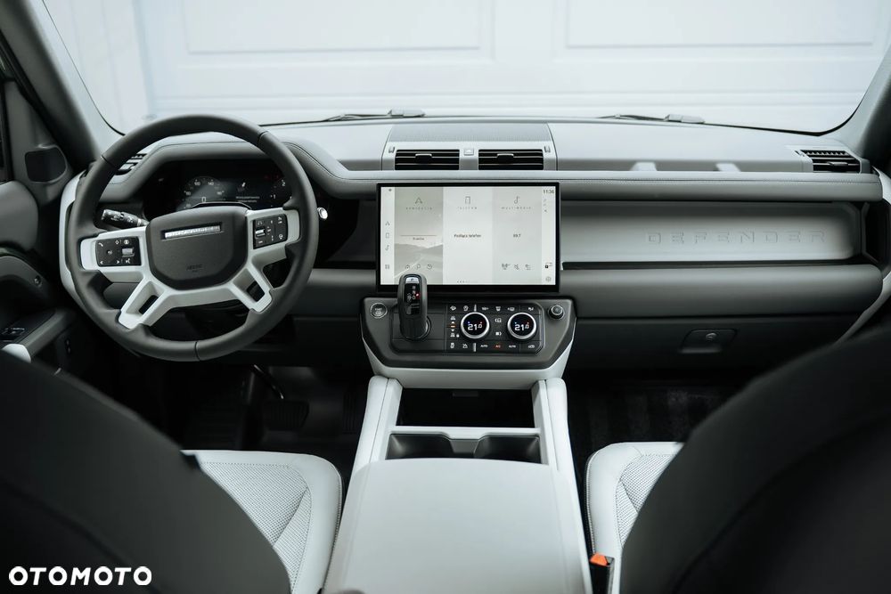 Land Rover Defender 3.0 D250 mHEV S - 13