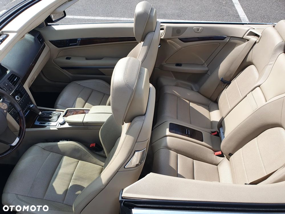 Mercedes-Benz Klasa E - 15