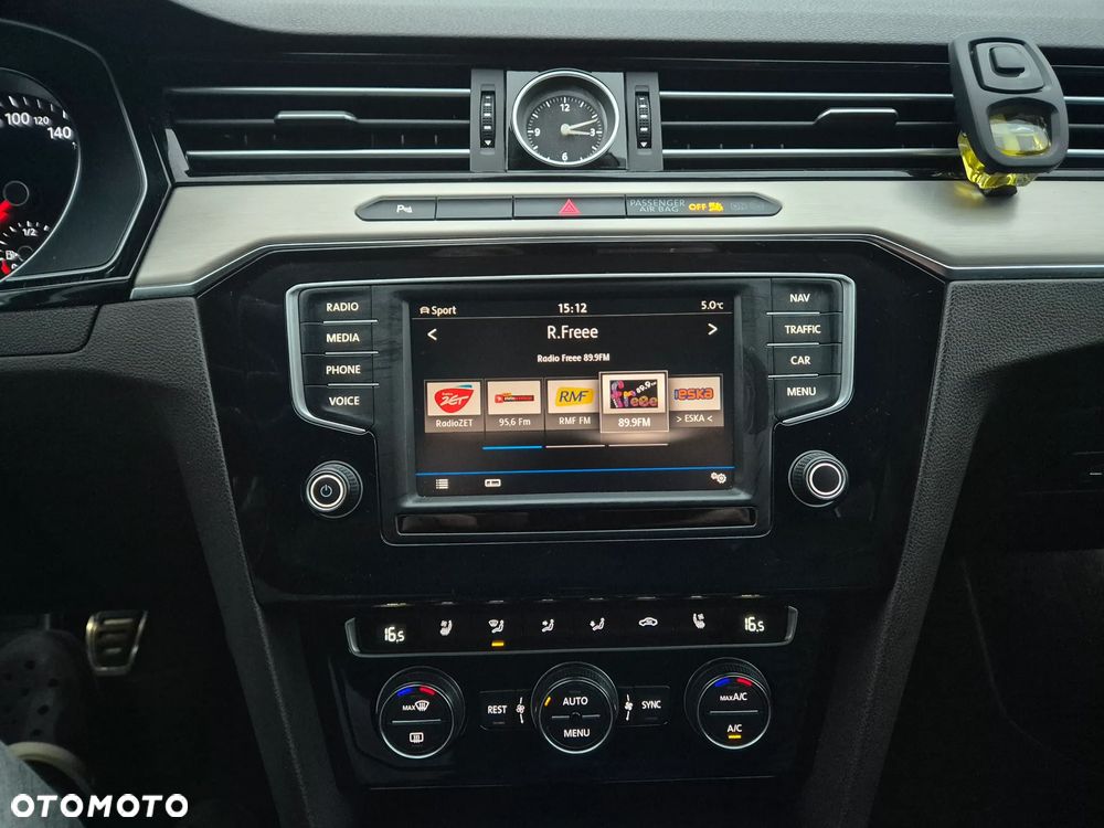 Volkswagen Passat 1.8 TSI BMT Highline - 8