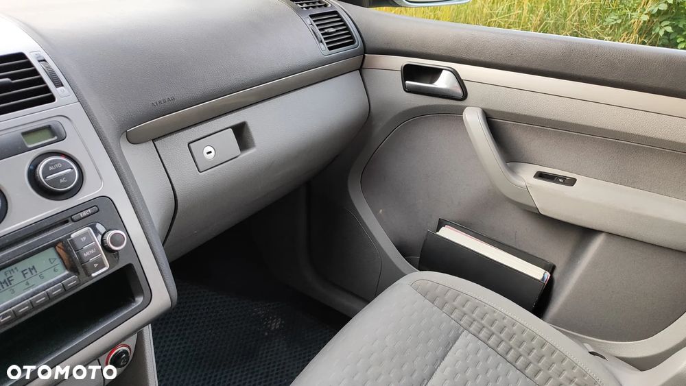 Volkswagen Touran 1.6 Trendline - 30