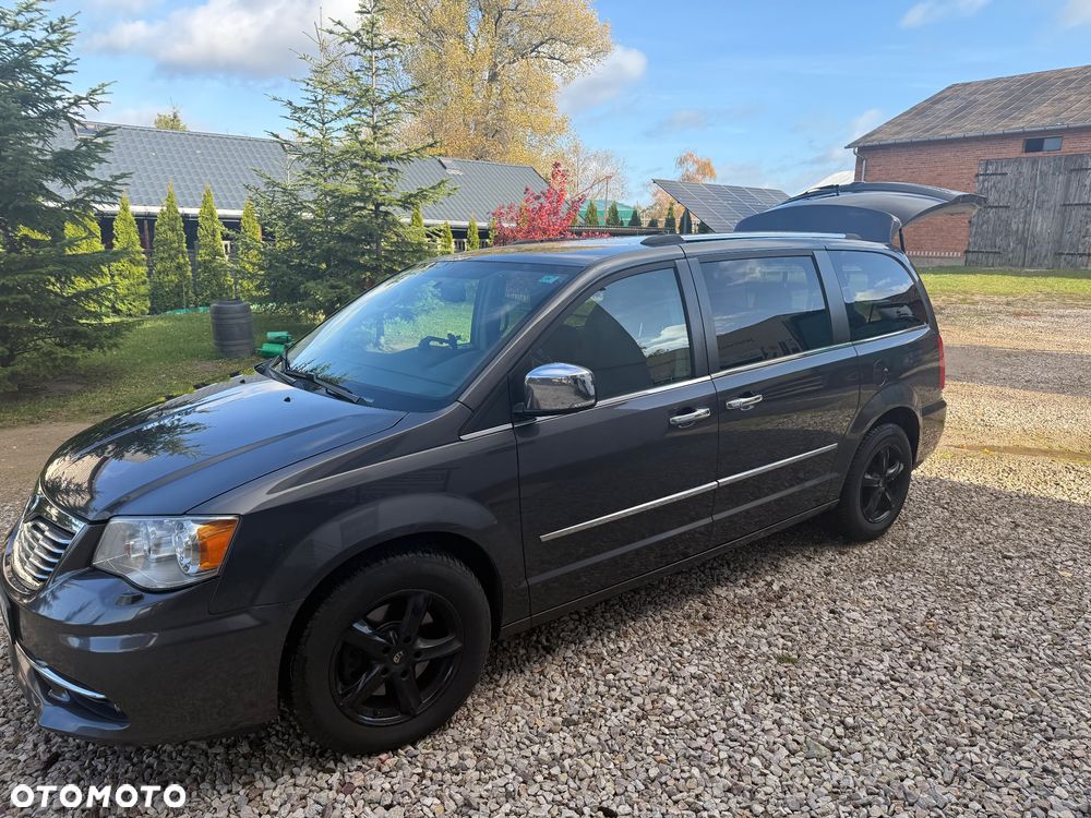 Lancia Voyager 2.8CRD Gold - 2