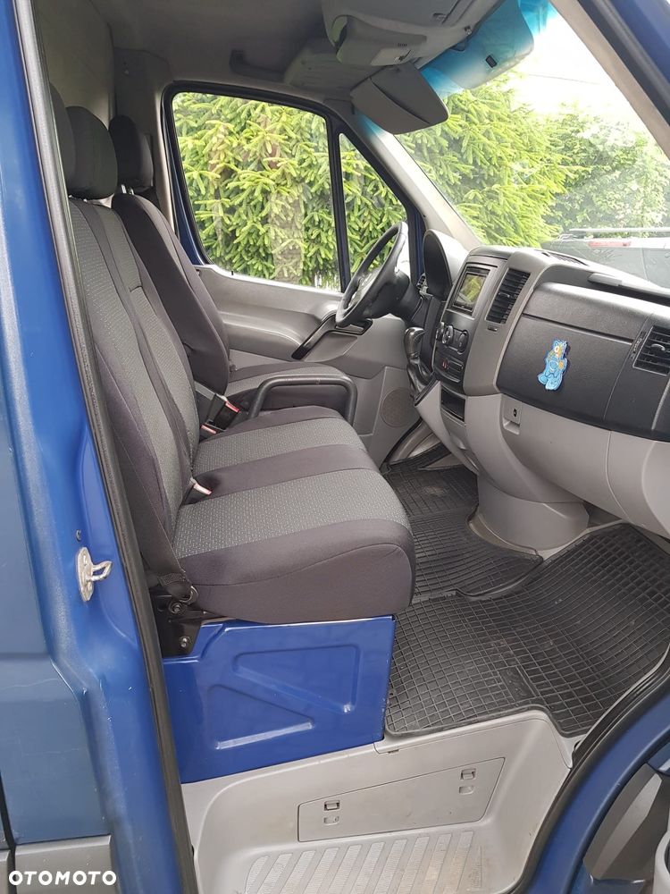 Mercedes-Benz Sprinter - 10