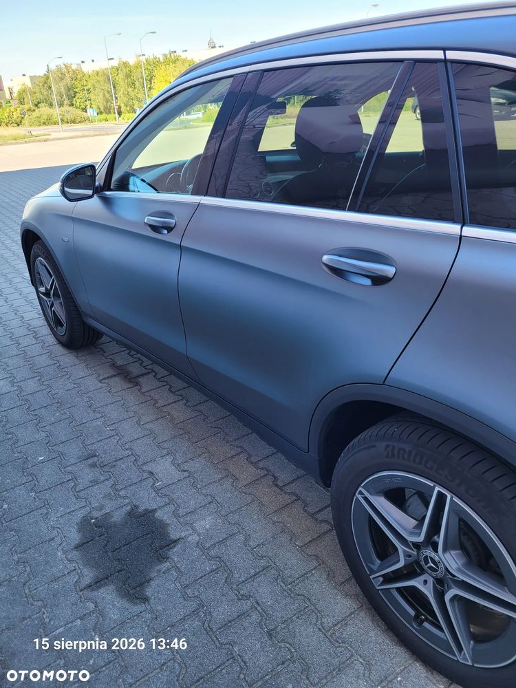 Mercedes-Benz GLC - 27