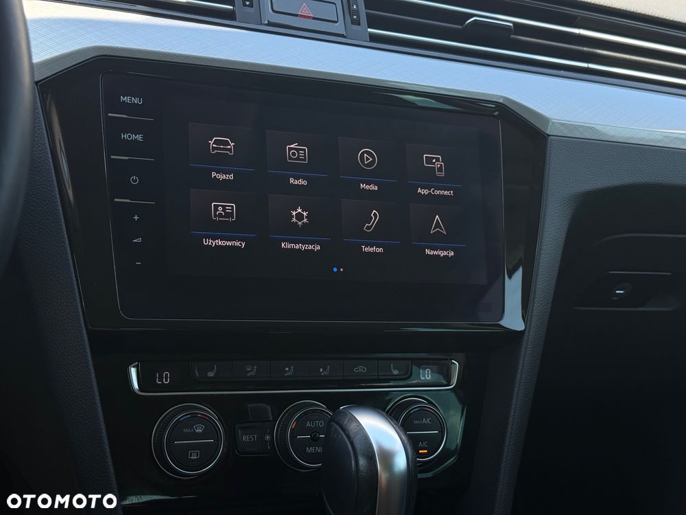 Volkswagen Passat 2.0 TDI SCR DSG Business - 21