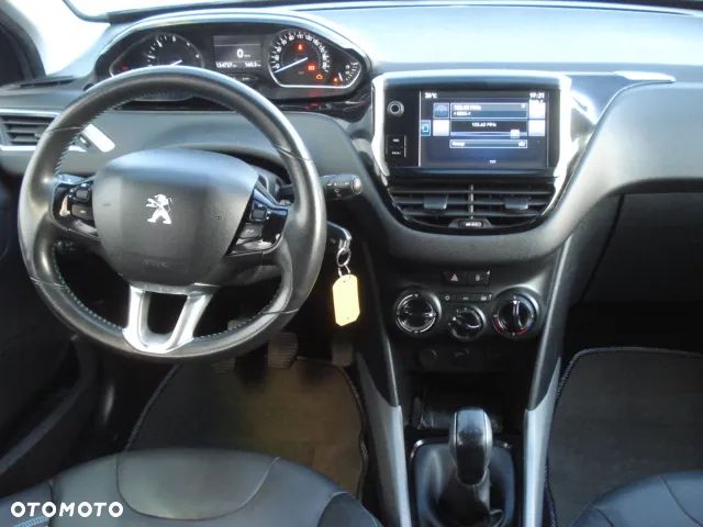 Peugeot 2008 PureTech 110 Stop&Start Urban Move - 22