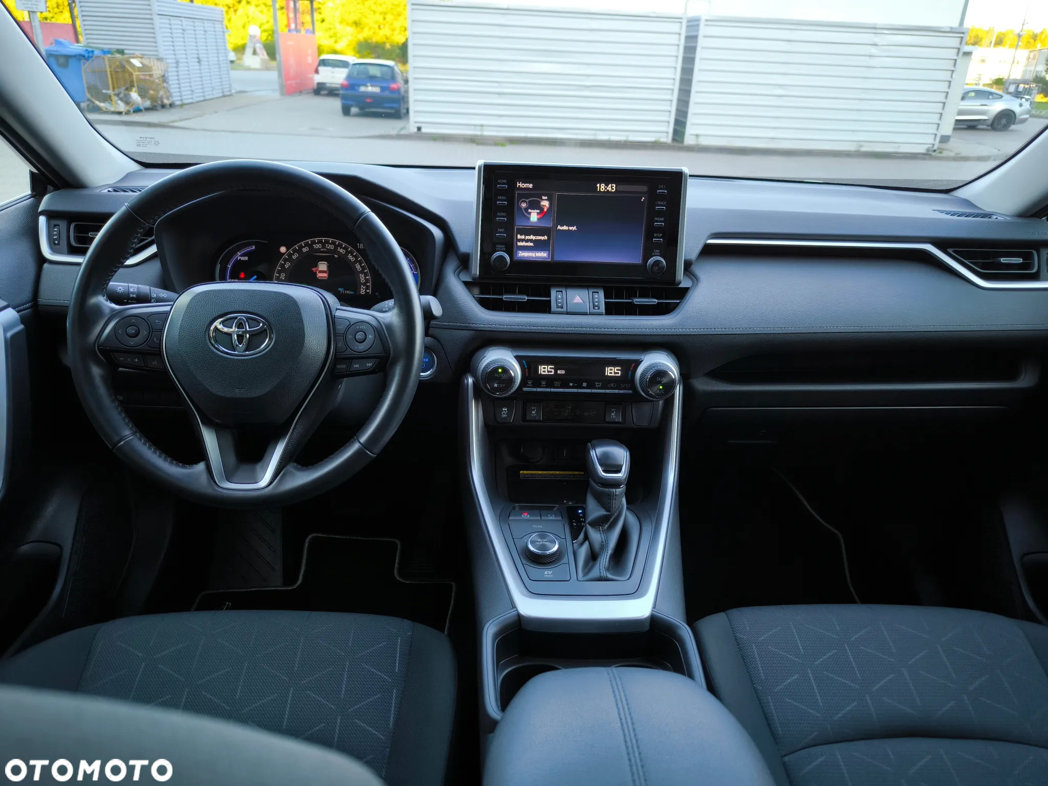 Toyota RAV4 - 19