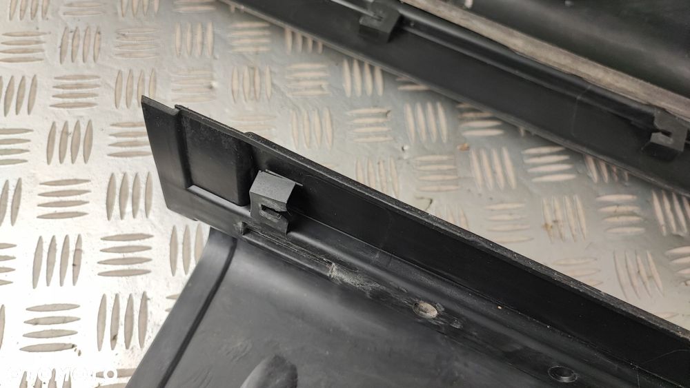 9650947477 próg listwa progowa prawa przednia tylna nakładka CITROEN C6 - 10