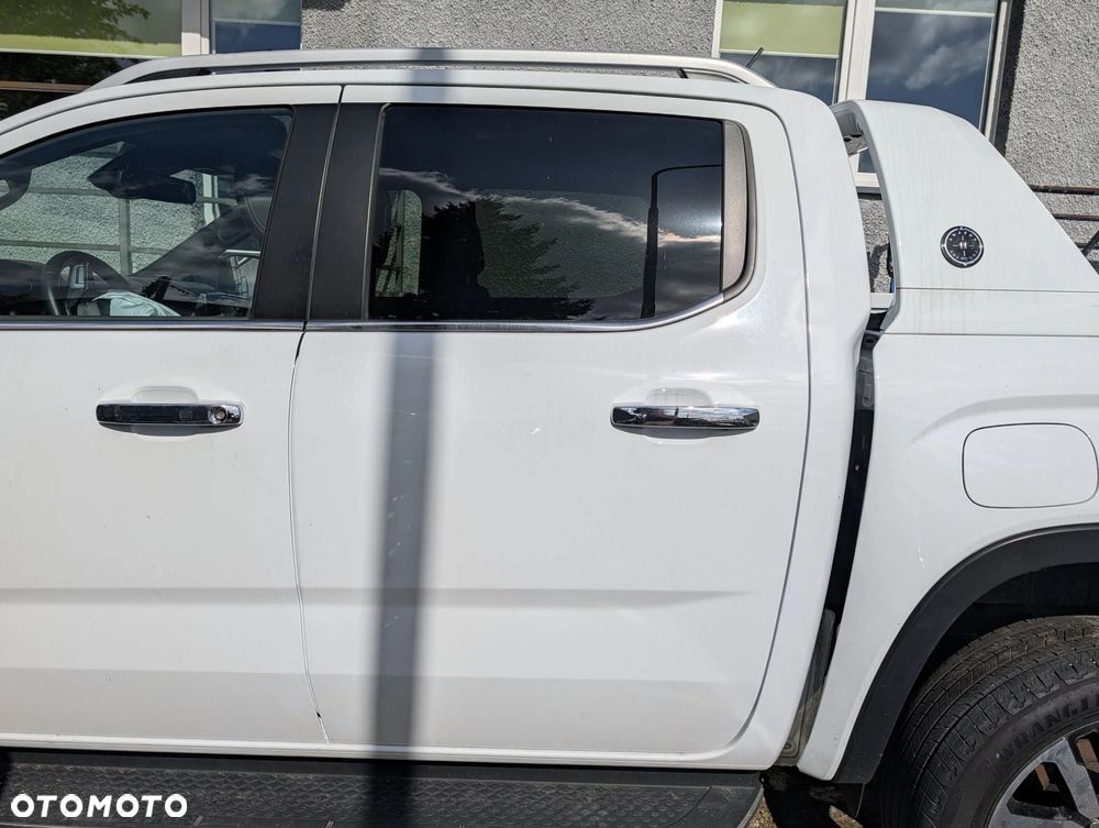 DRZWI LEWE TYŁ TYLNE VOLKSWAGEN AMAROK II 2023 ROK