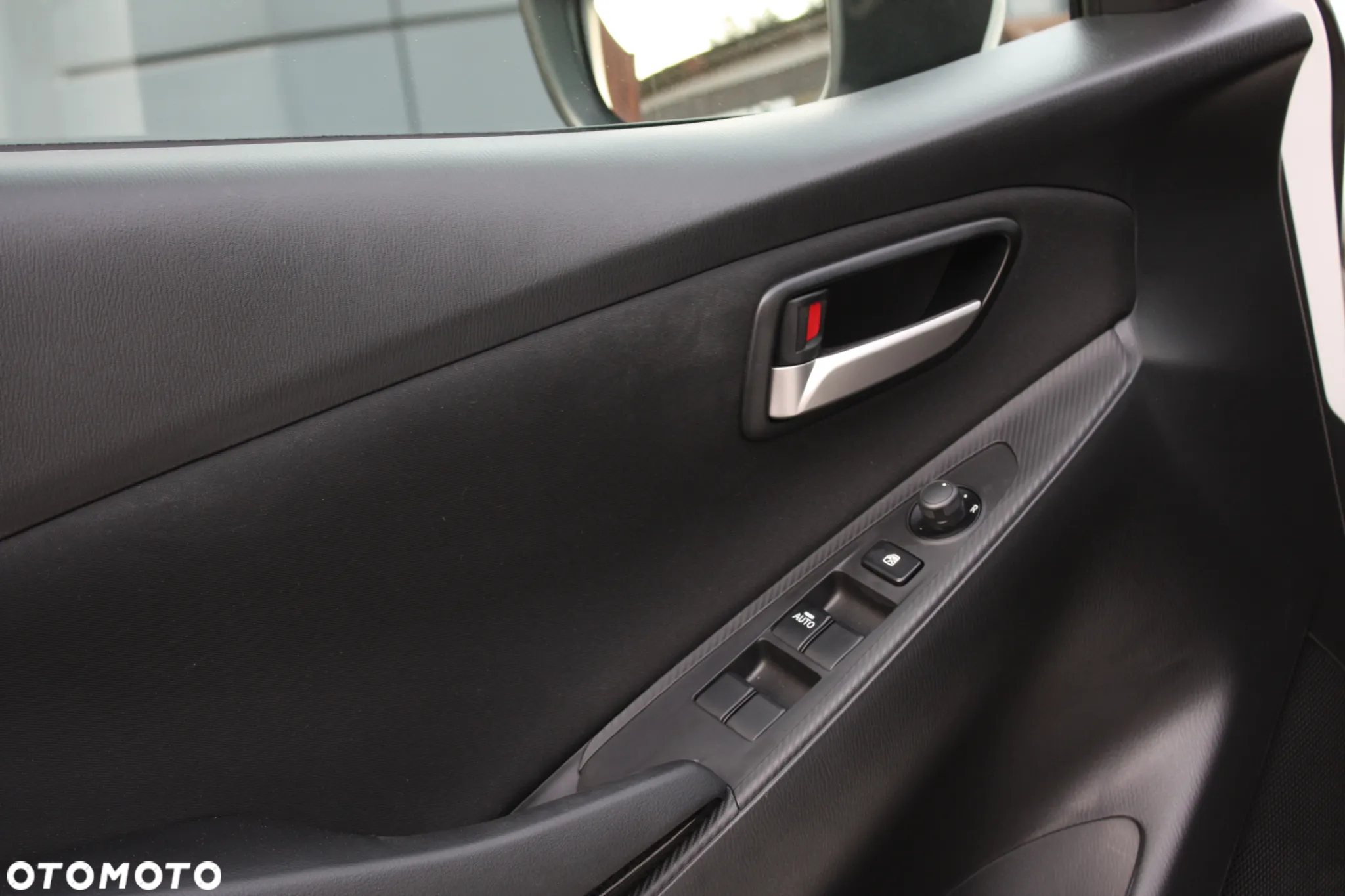 Mazda 2 SKYACTIV-G 75 Center-Line - 20