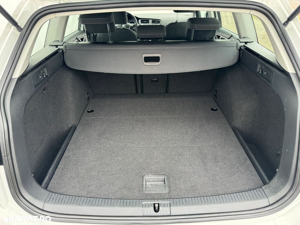 Volkswagen Golf 1.6 TDI Comfortline - 5