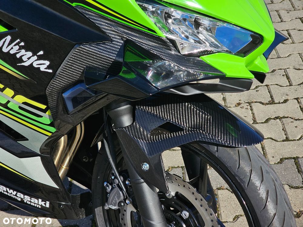 Kawasaki Ninja 400 - 20