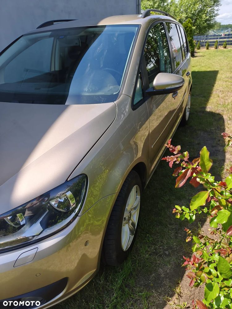 Volkswagen Touran - 19