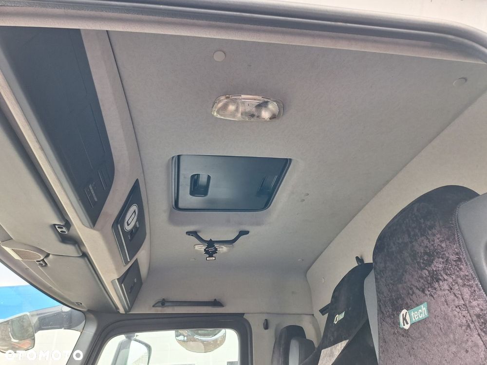 Versalift Arocs 2535 6X2 - 19