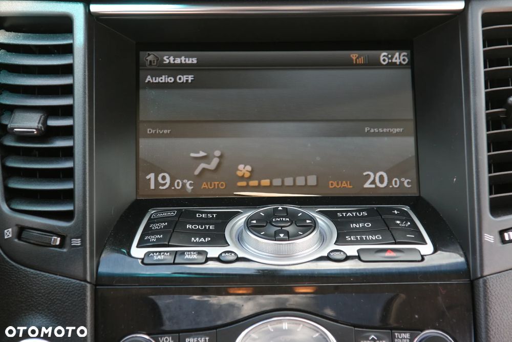 Infiniti FX FX35 - 9