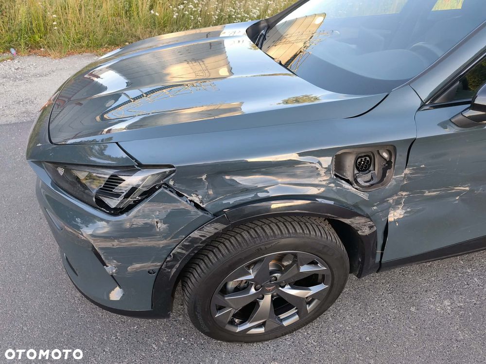 Cupra Formentor 1.5 e-Hybrid DSG - 12