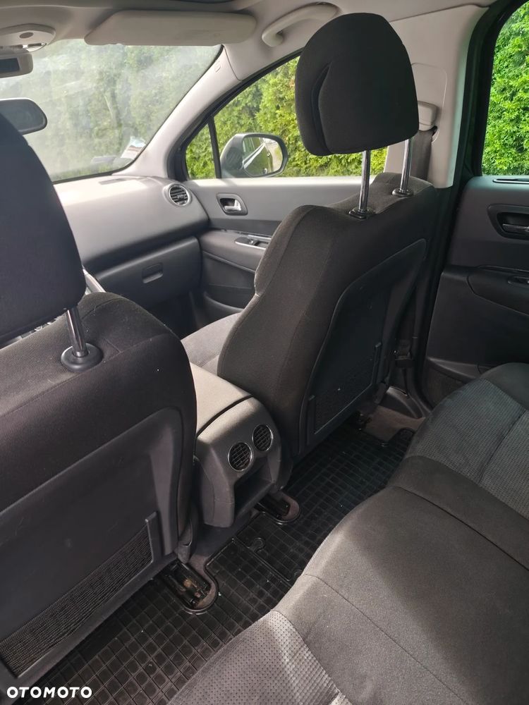 Peugeot 3008 - 8