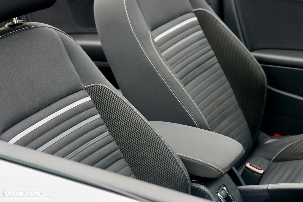 VW Golf Cabriolet - 14