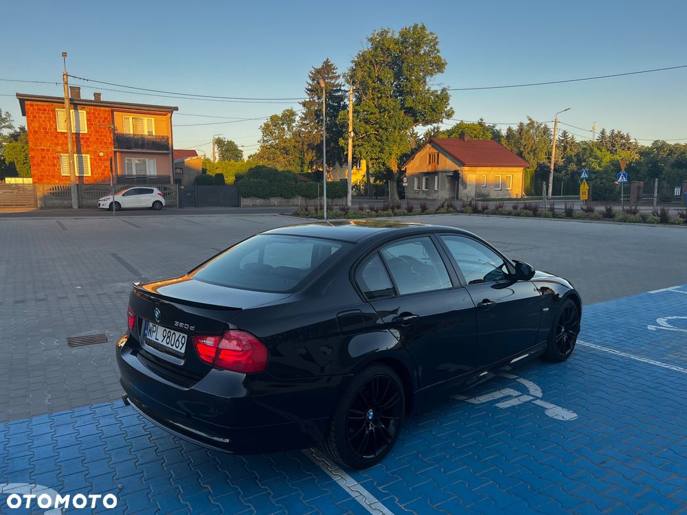 BMW Seria 3 320d - 8