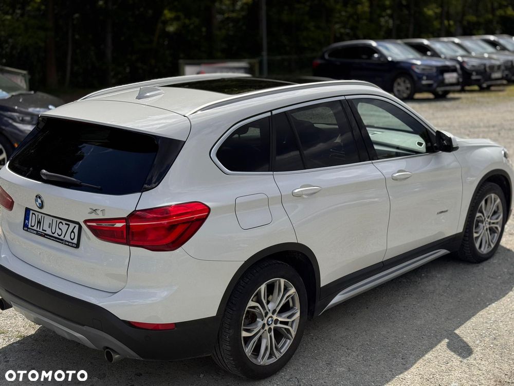 BMW X1 xDrive25i GPF xLine - 28