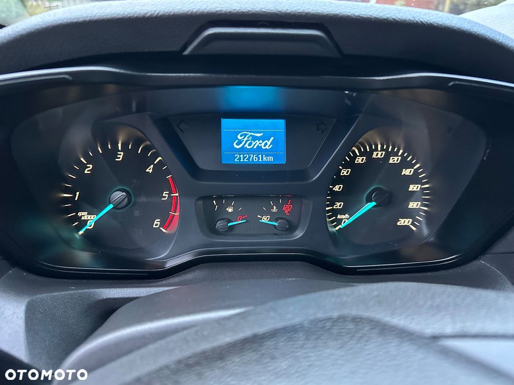 Ford Transit - 8