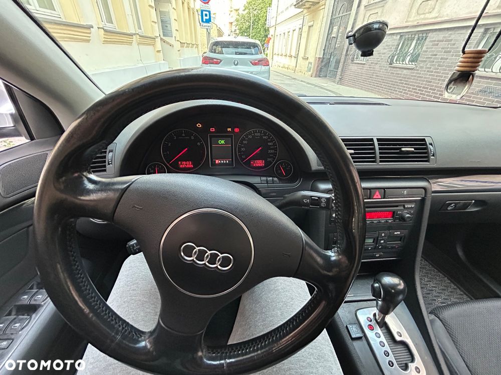 Audi A4 Avant 1.8 T multitronic - 21