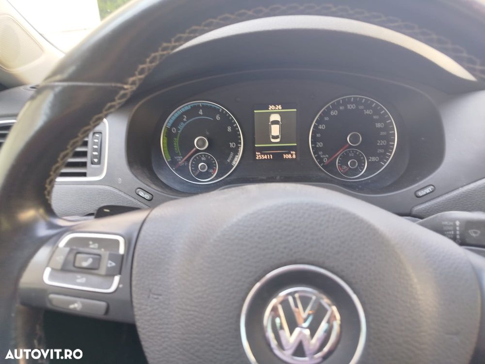 Volkswagen Jetta 1.4 DSG Highline - 19