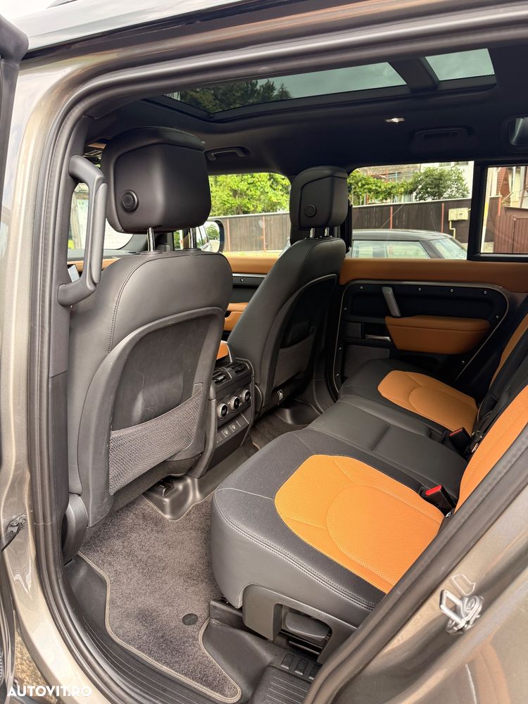 Land Rover Defender - 16