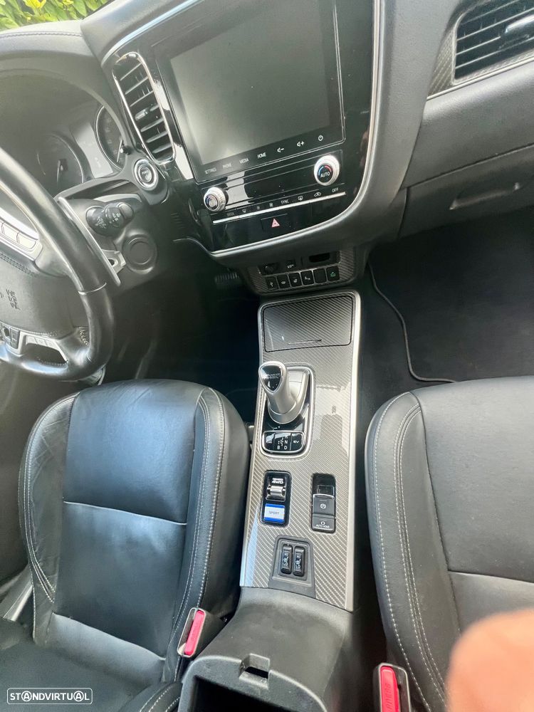 Mitsubishi Outlander 2.4 Ice Edition - 15