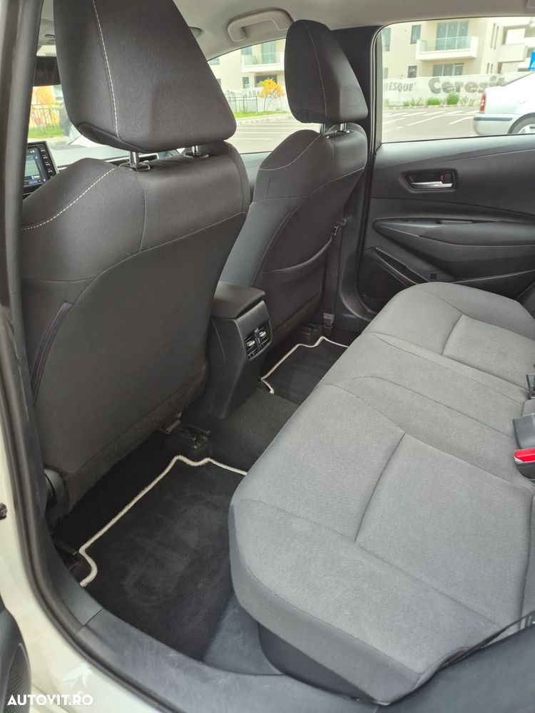 Toyota Corolla 1.8 HSD Dynamic - 19