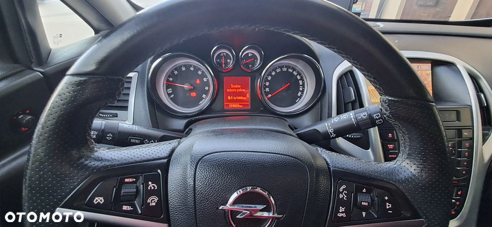Opel Astra - 10