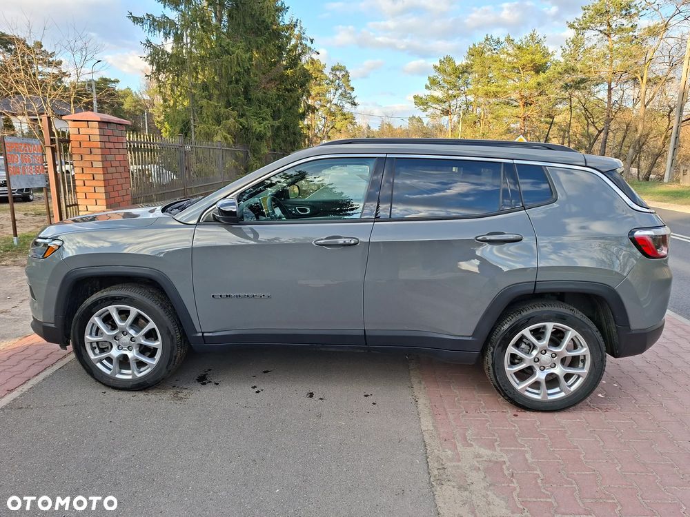 Jeep Compass - 2