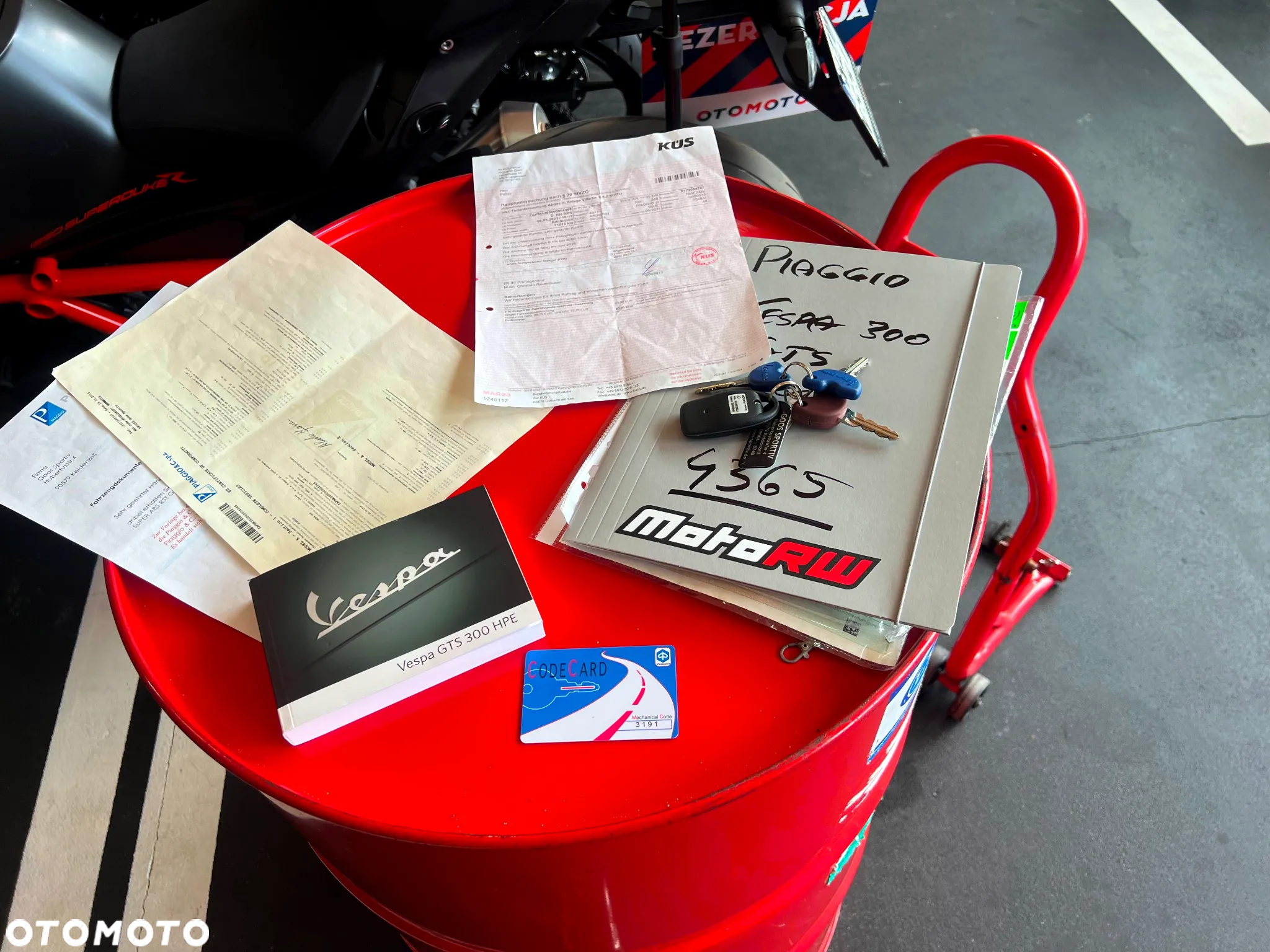 Piaggio Vespa - 19
