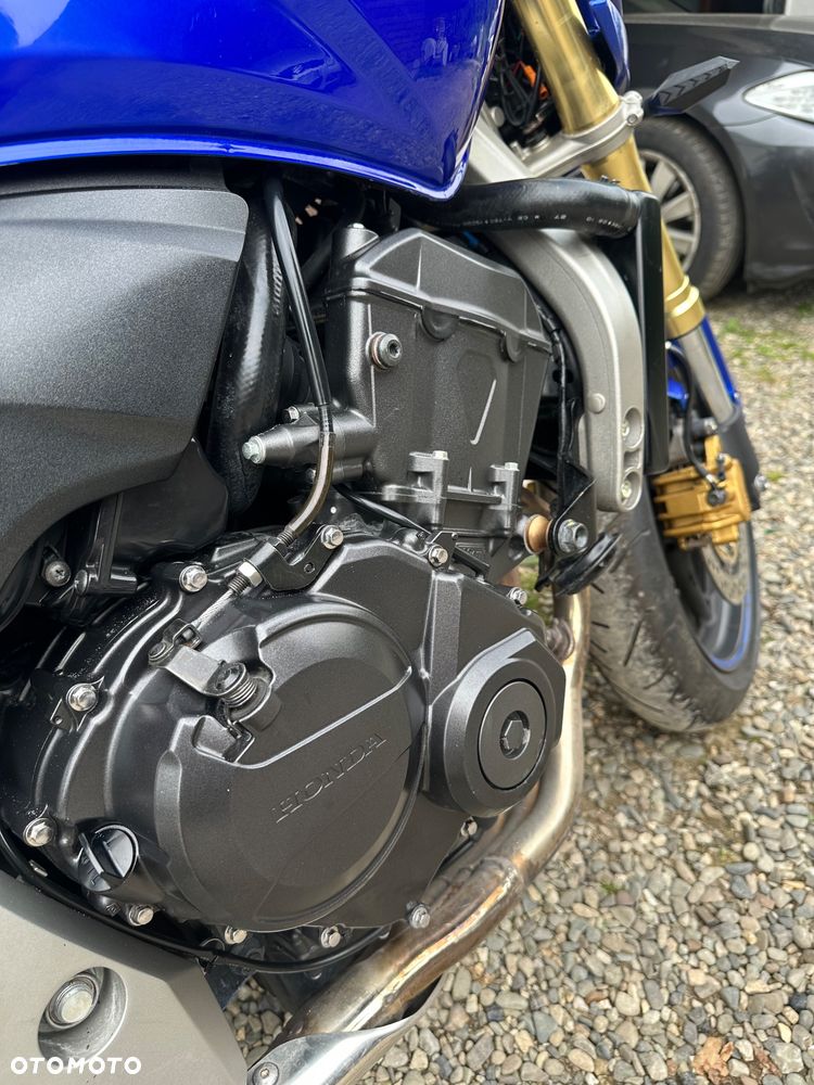 Honda Hornet - 11