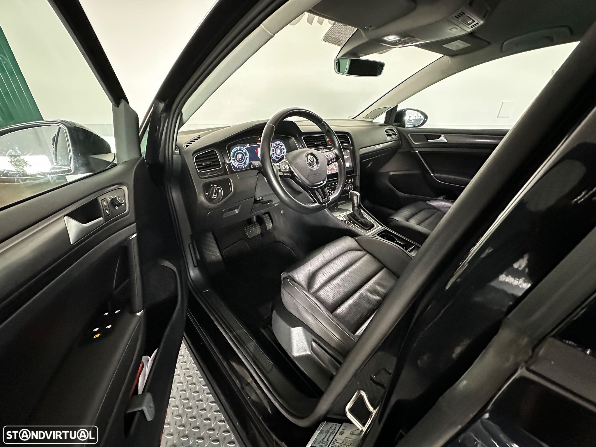 VW e-Golf Standard - 12