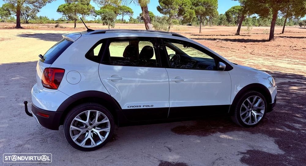 VW CrossPolo Polo 1.4 TDI (Blue Motion ) DSG - 9