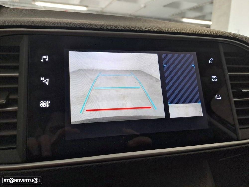 Peugeot 308 1.5 BlueHDi Style - 24