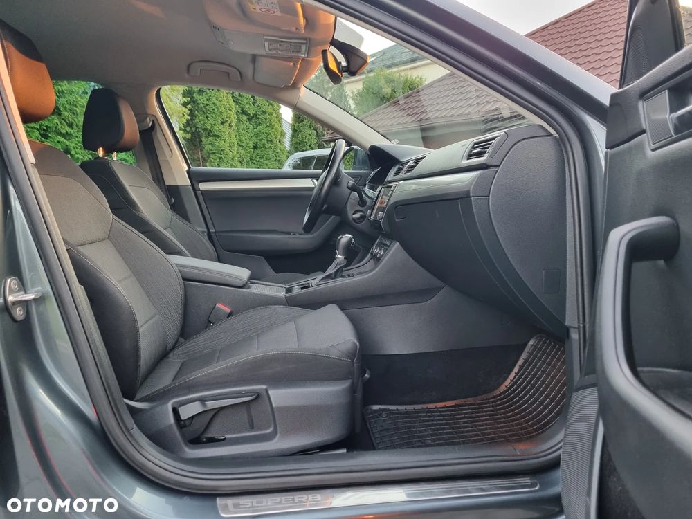 Skoda Superb 1.6 TDI DSG Style - 19