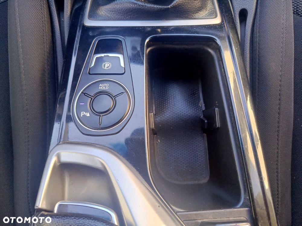 Hyundai i40 i40cw 1.7 CRDi Fifa World Cup Edition - 24