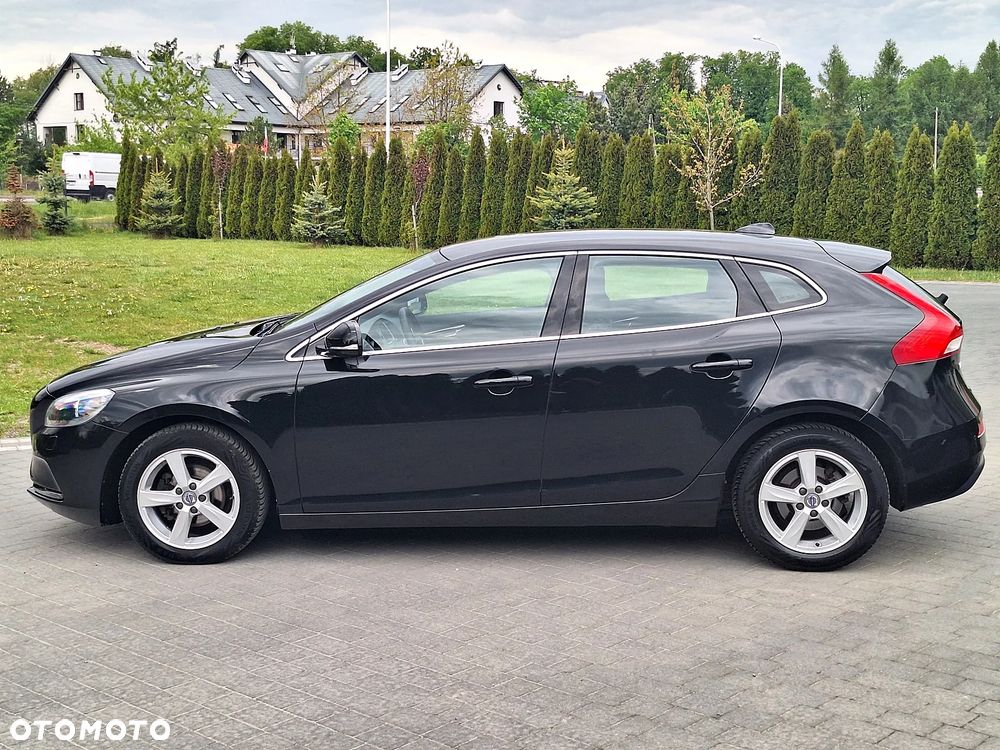 Volvo V40 D2 Momentum - 10