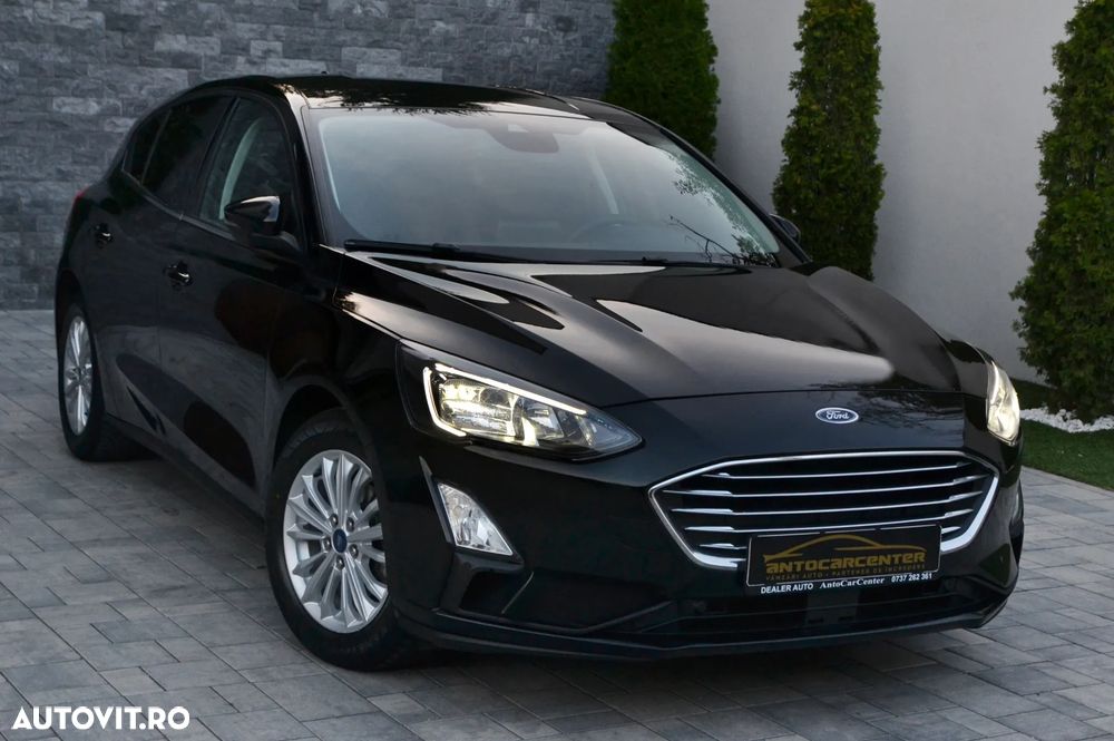 Ford Focus 1.0 EcoBoost MHEV Titanium X - 2